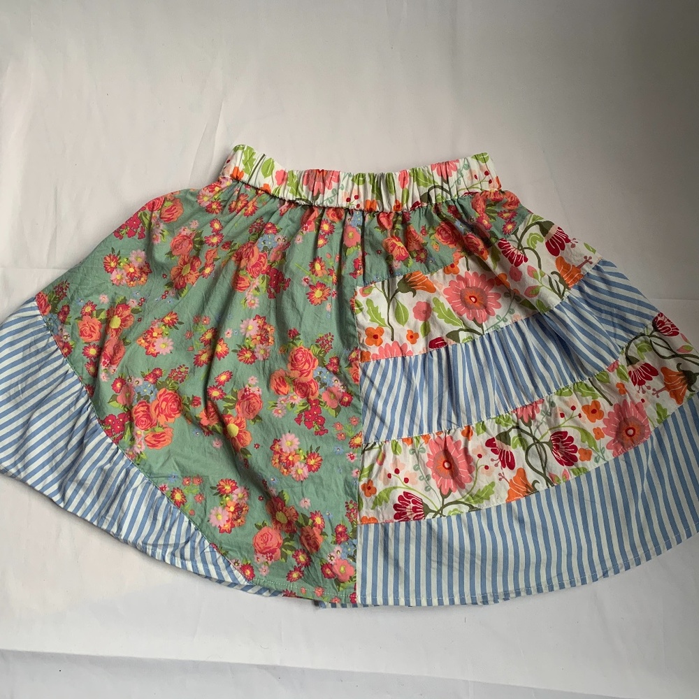 Matilda Jane 435 Girls Floral skirt size 10